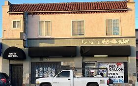 Unity Hotel - No Parking & Rooms Are Upstairs