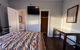 Unity Hotel - No Parking & Rooms Are Upstairs